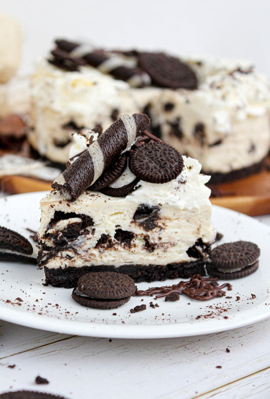 Oreo and Vanilla Bean Cheesecake